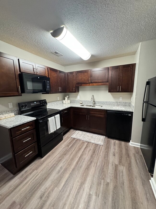 Mackintosh Premier - Alamance Reserve Rental