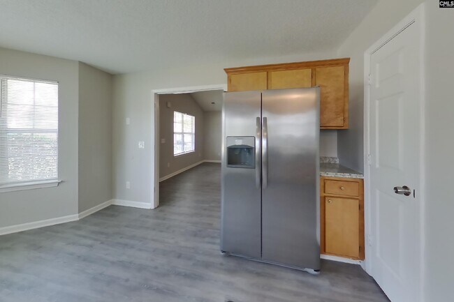 Photo - 120 Oakbrook Village Rd