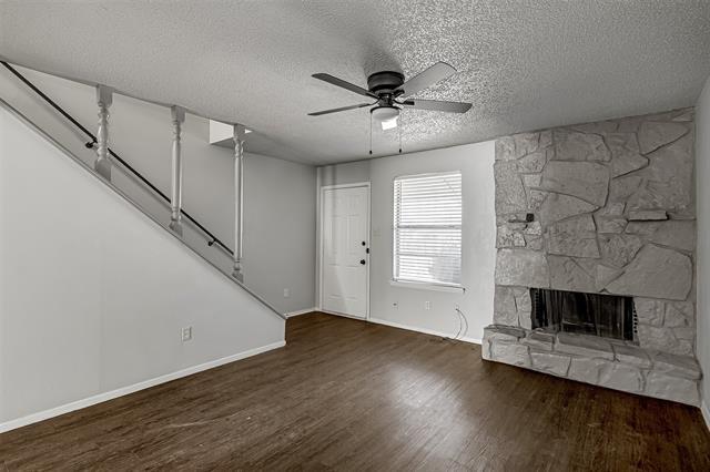 Photo - 1403 Courtney Pl