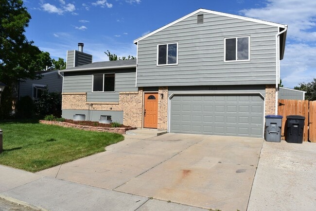 Photo - 2412 Sunset Dr House