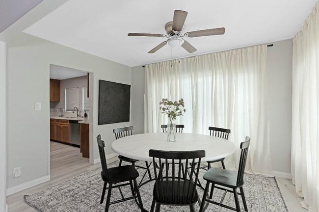 Photo - 322 Garfield St