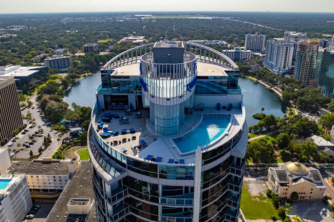 111 E Washington St Orlando, FL 32801