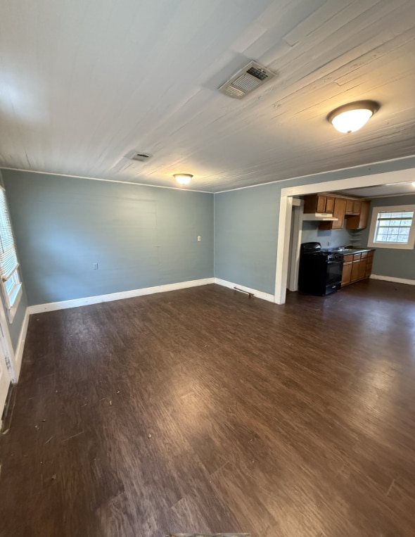 Building Photo - 4259 MS-363