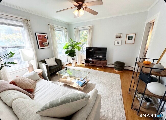 Photo - 73 Lawrence St Unit #2