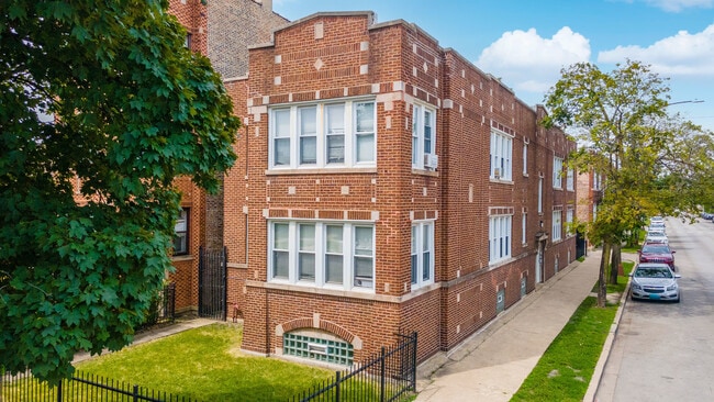 Building Photo - 1633 W 76th St Unit 1W