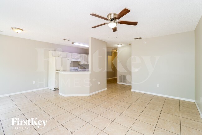 Photo - 1163 Schumann Dr