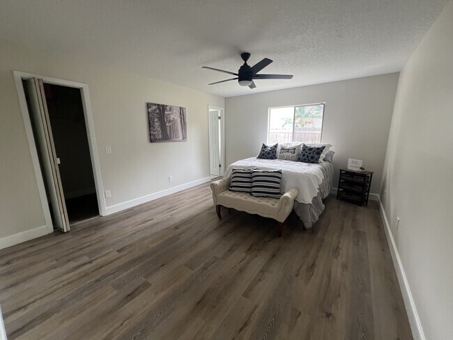 Photo - 1710 Aster Dr