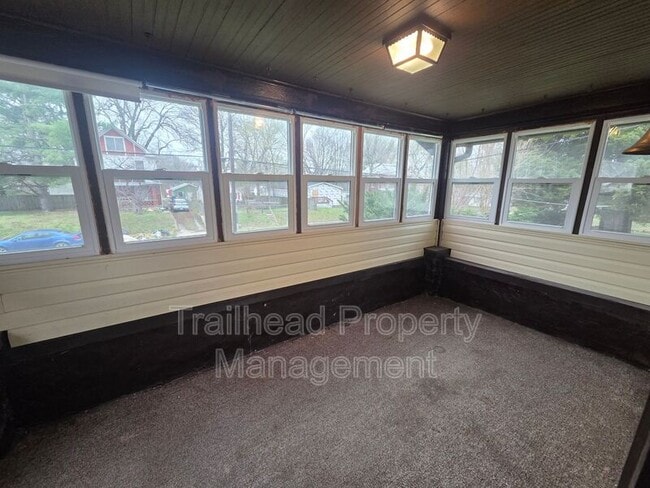 Photo - 1207 N Main St