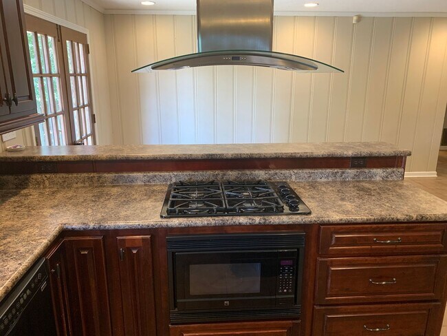 Photo - 1991 Idlewood Dr