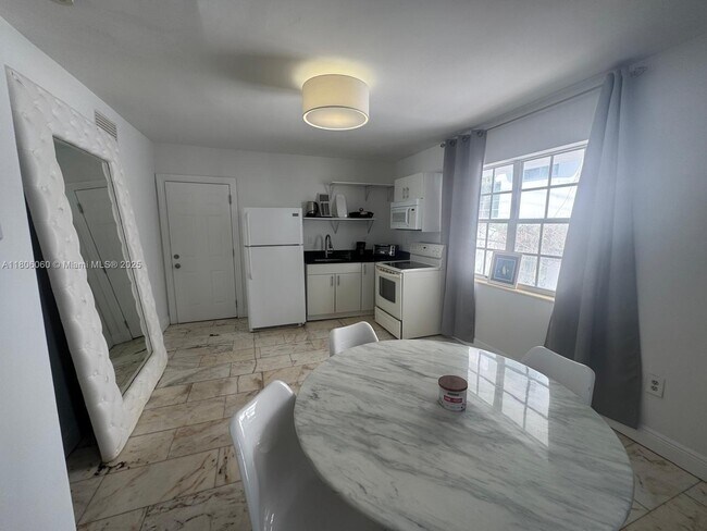 Photo - 1526 Pennsylvania Ave Unit 21