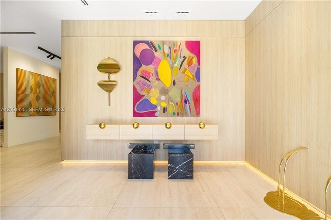 Photo - 707 NE 77th St