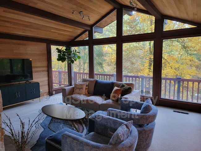 Photo - 2720 NW Glenwood Dr