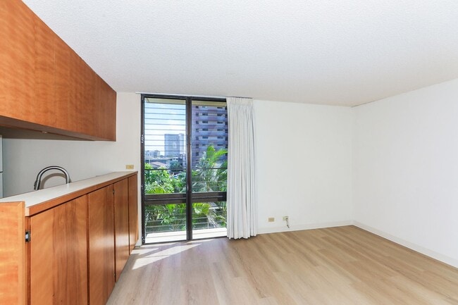 Photo - Piikoi Atrium - studio,1 bath with 1 covered parking stall Unit 307