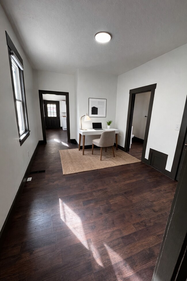 Photo - 430 Church St