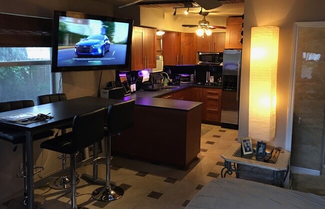 Photo - 1701 Hayes St Unidad 4