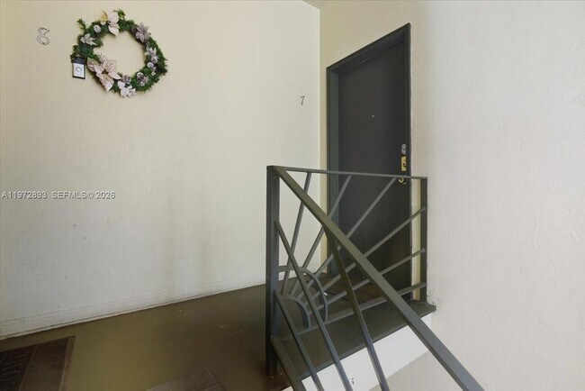 Photo - 736 12th St Unit 7