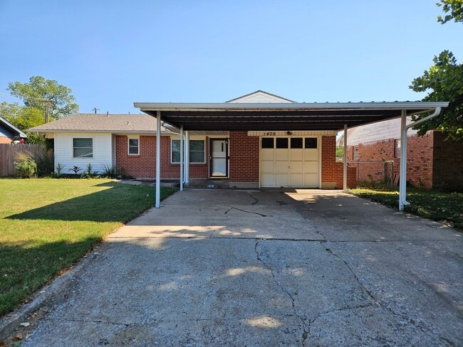 Building Photo - (2) Bed/(2) Bath with Storm Shelter Avail ...