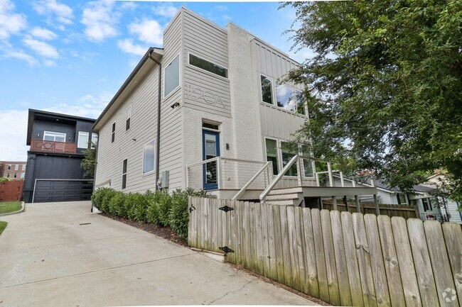 Building Photo - 1120 38th Ave N Rental