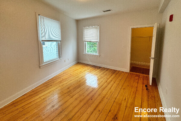 Photo - 360 Prospect St Unidad 3