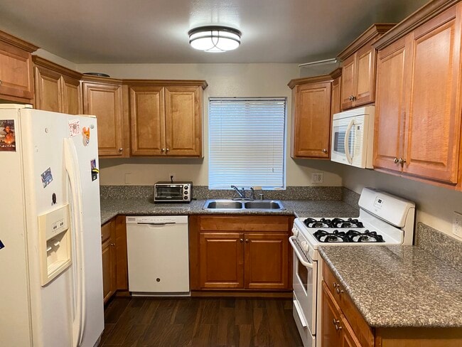 Building Photo - 2852 Rosanna St Unit 2852 Rosanna Ave  1 Rental