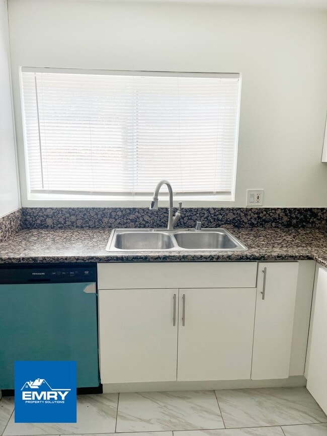 Photo - 5040 A St Unit 5040 A St #7 San Diego, CA 92102