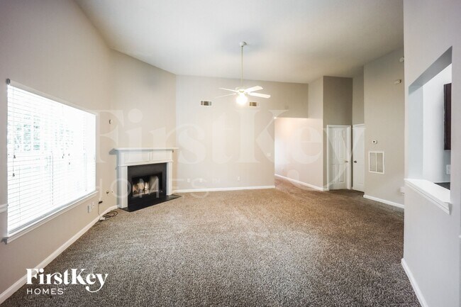 Photo - 6255 Lamp Post Pl