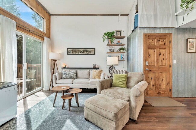 Photo - 3025 Columbine Dr Unit 30