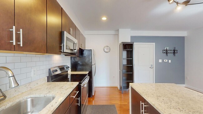 Photo - 1831 2nd St NE