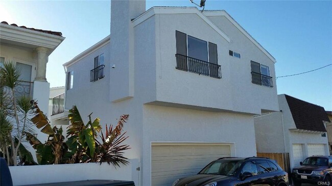 310 872-9888 call for more info - 2132 Monterey Blvd Apartment Unit rear text 3108729888