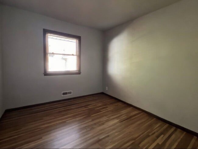 Photo - 993 Oriole Dr