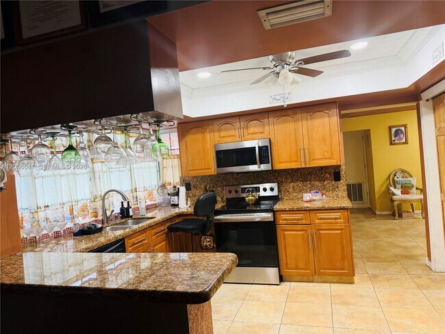 7211 Biltmore Blvd Unit A & B