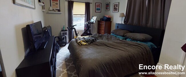 Photo - 358 Broadway Unit 2