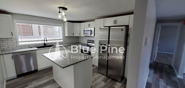 Photo - 2348 Stace St Unit 2