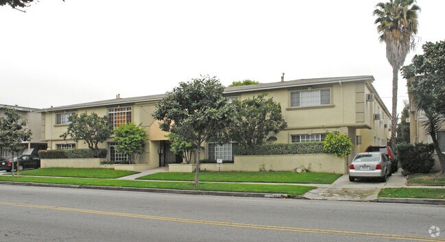 Photo - 264 S Doheny Dr