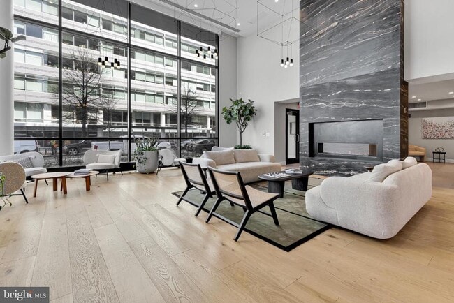 Photo - 37 L St SE Unit 308