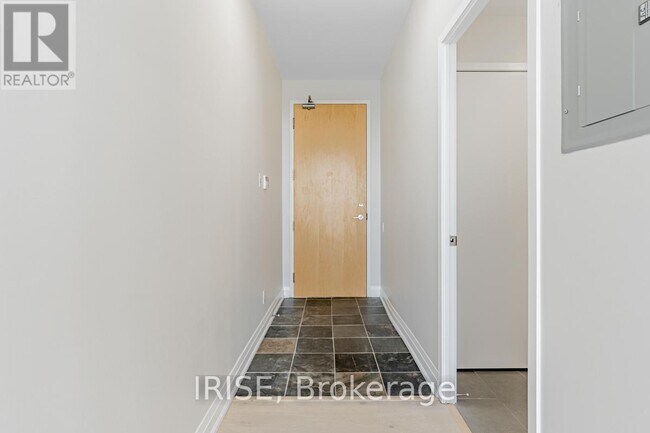 Photo - 33 Mill St Unité 1702