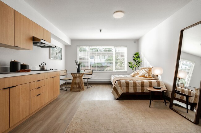 Photo - Crossroads Garden Apartments