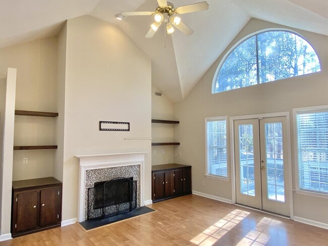 Photo - 42 Westminster Pl