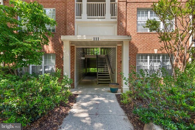 Photo - 111 Timberbrook Ln Unit 304
