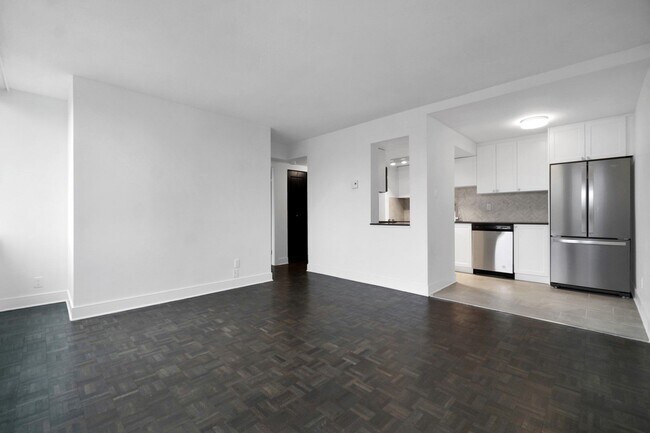 Photo - 1100 Harwood Street