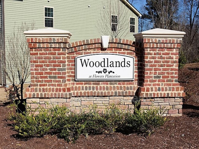 Photo - 23 N Grey Abbey Dr