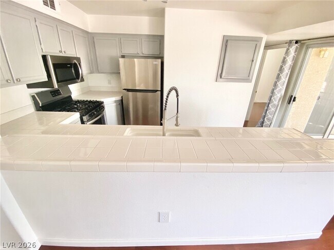 Photo - 2251 Wigwam Pkwy Unit 925