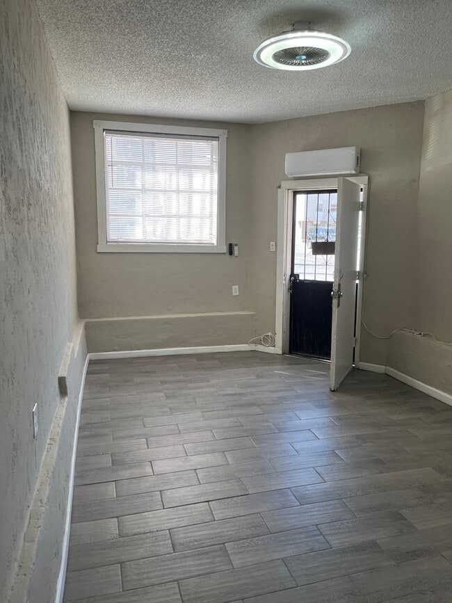 Photo - Apartment for rent In Downtown El Paso
