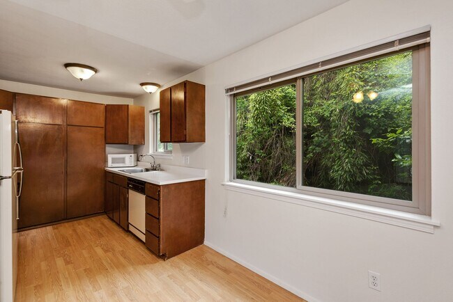 Photo - CLAY Clayton Manor Apartments