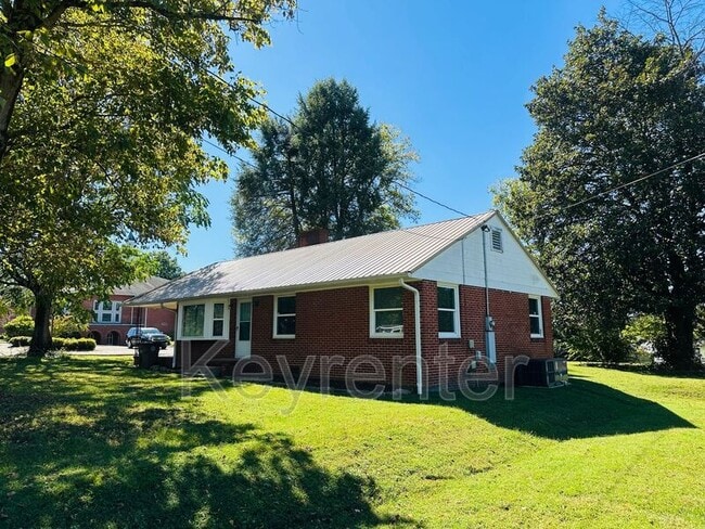 Photo - 4315 Woodlawn Pike