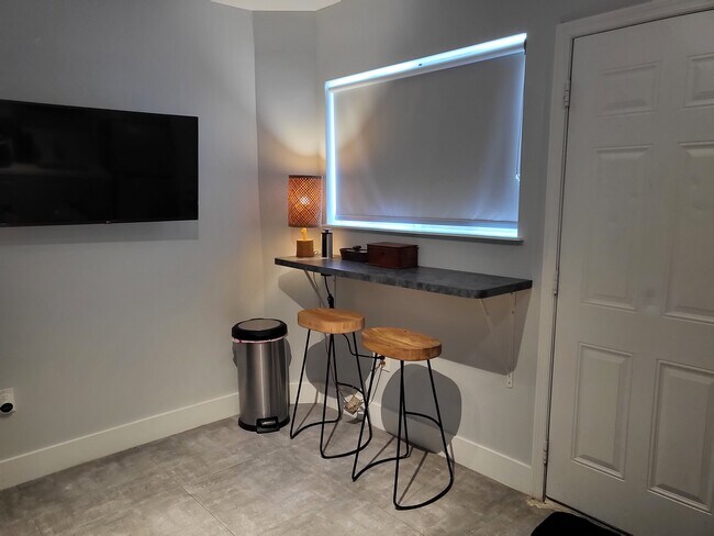 Photo - 6335 N Miami Ave Unit 2