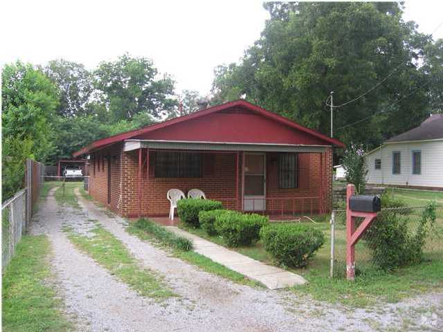 Building Photo - AVAILABLE NOW! Rental