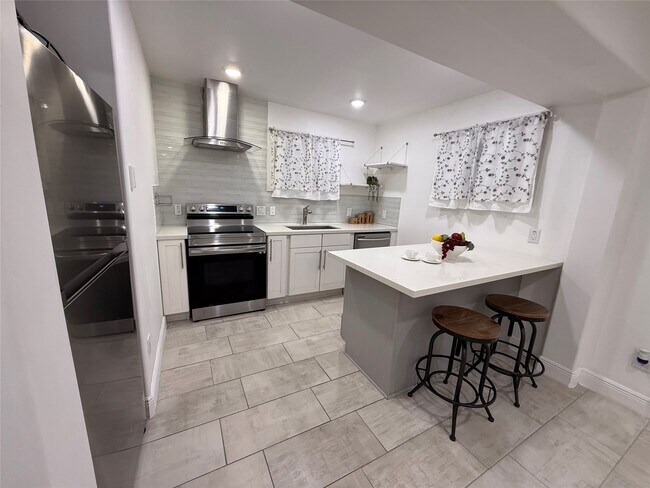 Photo - 828 Allston St Unit A