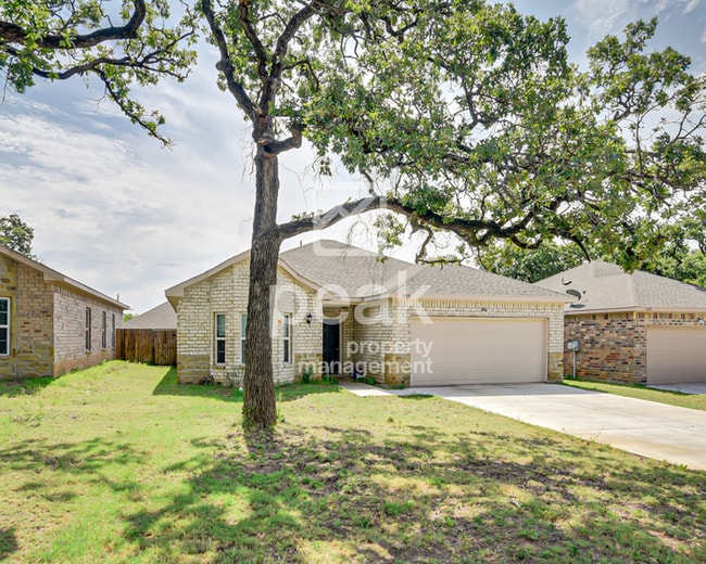 Photo - $1950! 3Bed/2Bath home in Fort Worth!