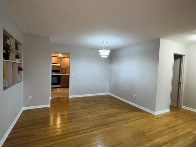 Photo - 205 W Miner St Unit 300